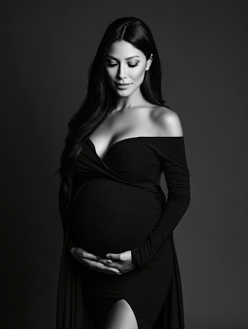 Elegant Maternity Portrait in Black and White