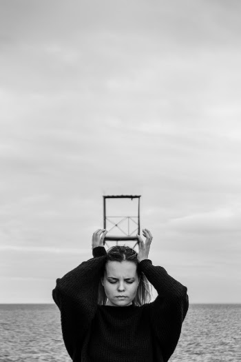 Emotional reaction to the general atmosphere in my country. When you need freedom, fresh air, but “something” wants your mind to be in a convenient form and not go beyond it. simple and difficult at the same time. But in my head is already closely. This is non-emptiness.