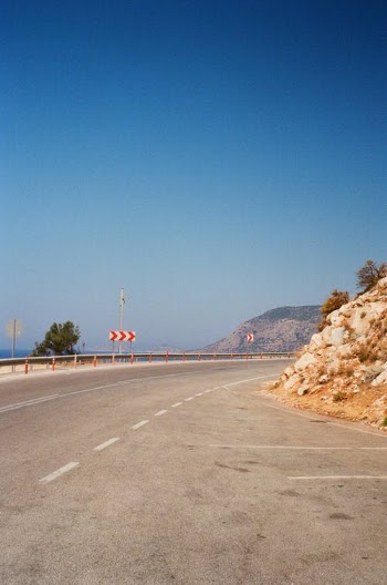 Empty Country Road under Clear Blue Sky  · Free Stock Photo