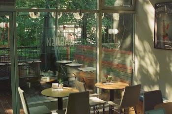 Empty Eatery