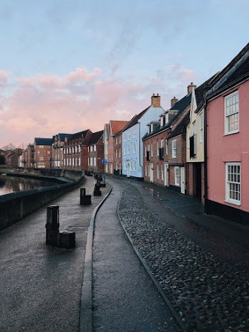 Empty Street Photo