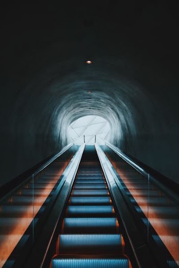 escalator