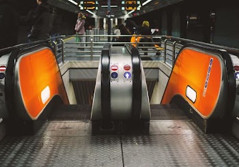 escalator on train station