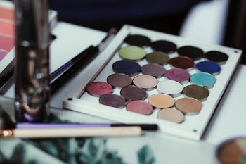 Eyeshadow palette