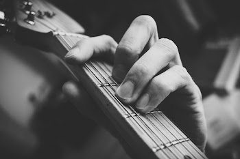 F Guitar Chord