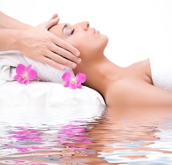 facial massage isolated  in water