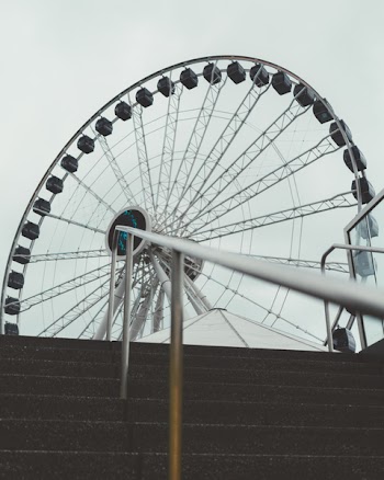 Ferris Wheel 