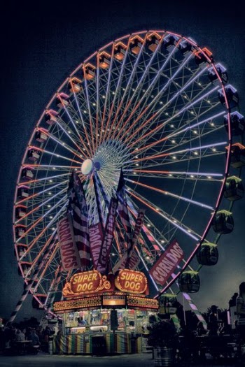 Ferriswheel at Night