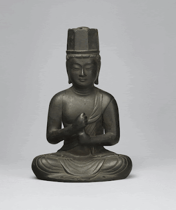 figure seated with legs crossed | Free Photo - rawpixel