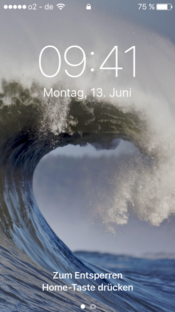 File:IOS 10 Lockscreen.PNG - Wikimedia Commons