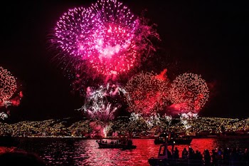 fire works festival at night