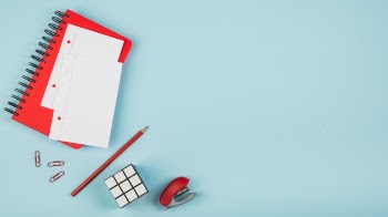Flat lay of clean office desk Free Photo