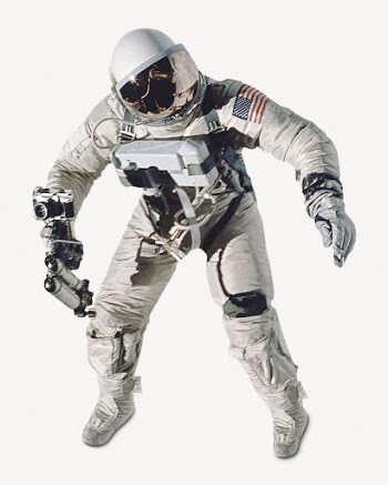 Floating astronaut, space, galaxy aesthetic | Free PSD - rawpixel