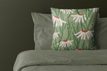Floral cushion cover psd mockup | Free PSD Mockup - rawpixel