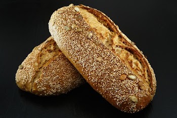 Focus Photography of Sprinkled Bread