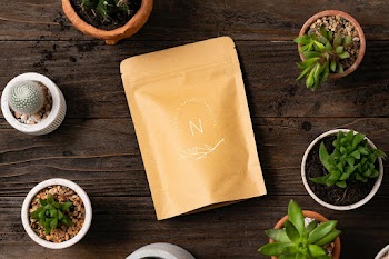 Food packaging kraft bag for delivery | Free stock photo | High Resolution image