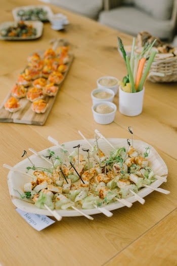 food plate salad dinner