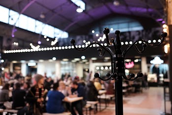 Foods and drinks marketplace