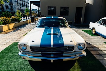 Ford Mustang Coupe