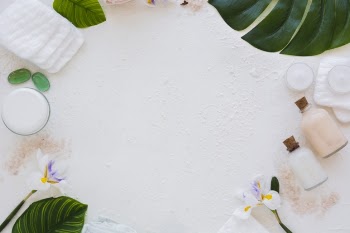 Frame of bath products on white background Free Photo