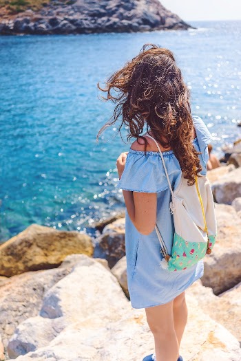 Free back of a girl | Free Photo - rawpixel