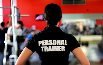 Free back of personal trainer | Free Photo - rawpixel