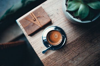 Free black coffee cup and | Free Photo - rawpixel