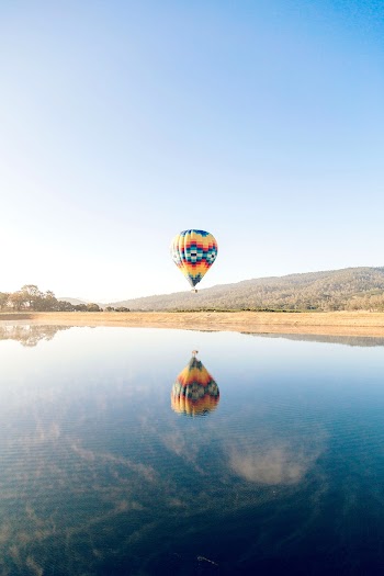 Free colorful hot air balloon | Free Photo - rawpixel
