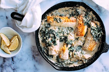 Free cream spinach salmon fish | Free Photo - rawpixel