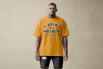 Free Front Oversize T-Shirt Mockup