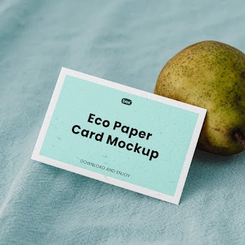Free Horizontal Card with Pear Mockup