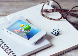 Free iPhone 4s Mockup PSD 