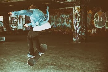 Free man playing skateboard image, | Free Photo - rawpixel