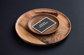 Free Perspective Business Card on Wooden Plate Mockup