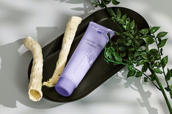 Free Perspective Cosmetic Tube Mockup
