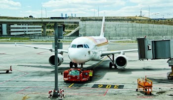 Free Photo of airplane, airport, jetway