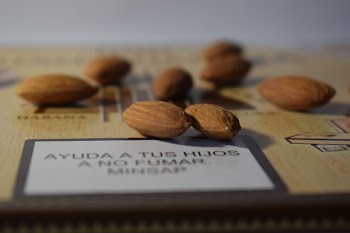 Free Photo of amonds, nuts, closeup