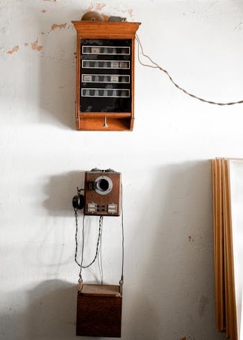 Free Photo of antique, telephone, wall