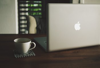 Free Photo of apple, macbook, laptop