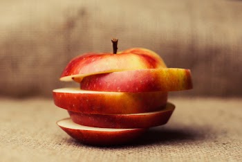 Free Photo of apple, slices, chopped