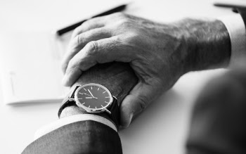 Free Photo of appointment, black and white, clock