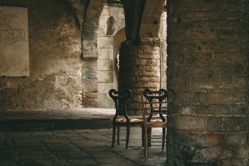 Free Photo of architecture, pillar, chairs