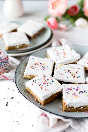 Free Photo of bake, sprinkles, cookies