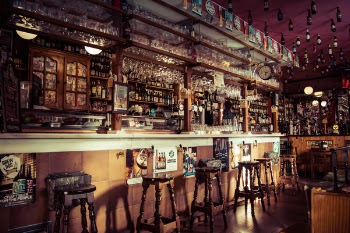 Free Photo of bar, drinks, beverage