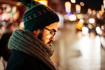 Free Photo of beanie, scarf, eyeglasses
