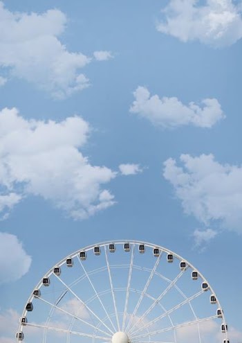 Free Photo of big, wheel, blue