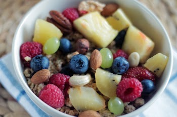 Free Photo of breakfast, bowl, fruits