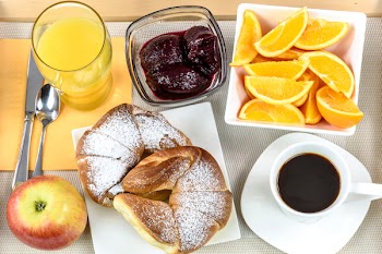 Free Photo of breakfast, coffee, croissant