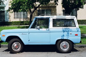 Free Photo of bronco, truck, suv