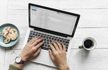 Free Photo of browsing, checking, computer